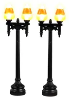 Lemax candy corn street light, set of 2, b/o (4.5v verlichte straatlantaarn Spooky Town 2023