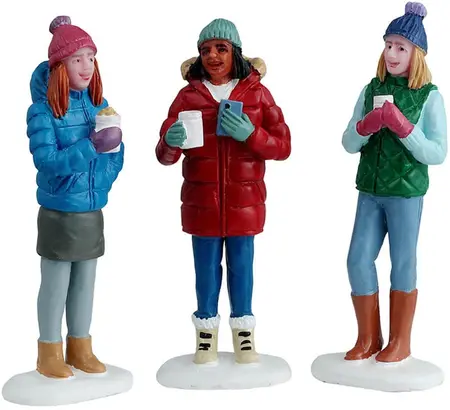 Lemax hot cocoa with friends s/3 kerstdorp figuur type 3 Vail Village 2024