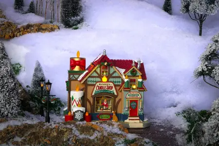 Lemax kristin's candle shop verlicht kersthuisje Caddington Village 2024 - afbeelding 2