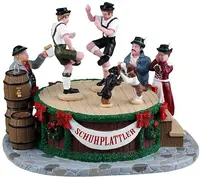 Lemax leapin' lederhosen kerstdorp tafereel 2025 - afbeelding 1