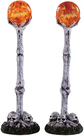 Lemax lighted lantern bone post, set of 2, verlichte straatlantaarn Spooky Town 2020