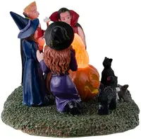 Lemax monster marshmallow roast verlicht tafereel Spooky Town 2024 - afbeelding 2
