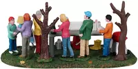 Lemax neighborhood yard sale kerstdorp tafereel Harvest Crossing  2023 - afbeelding 4