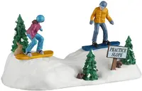 Lemax snowboarding practice kerstdorp tafereel Vail Village 2026 - afbeelding 1