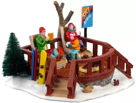 Lemax sun on the slopes kerstdorp tafereel Vail Village  2021 - afbeelding 1
