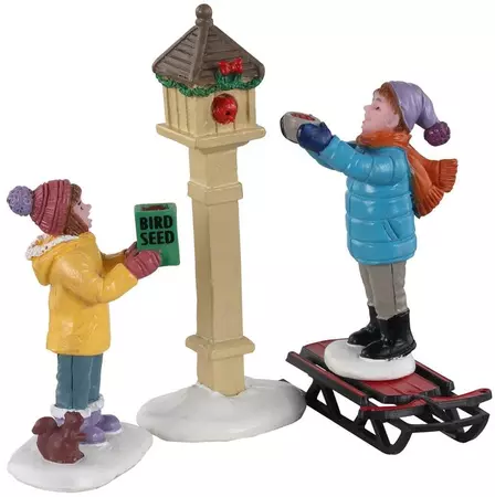 Lemax the bird feeders, s/3 kerstdorp figuur type 3 2021