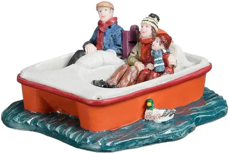 Luville Molendam Family on pedal boat - afbeelding 1